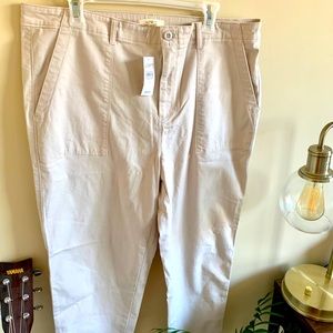 Brand new LOFT khaki capri pants. Size 14